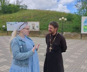 Будущие мамы и их семьи побывали в Свято-Троицком Холковском монастыре
