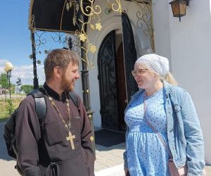 Будущие мамы и их семьи побывали в Свято-Троицком Холковском монастыре