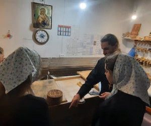 Воспитанницы Новооскольской колонии для несовершеннолетних посетили музей 1-ой Конной Армии