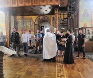 Байкеры из Белгорода побывали в Успенском соборе Нового Оскола