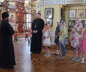Воспитанники воскресной школы Гаврииловского храма показали спектакль в новооскольской школе-интернате
