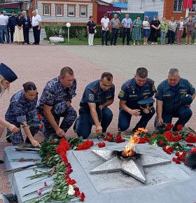 В Новом Осколе почтили память павших в годы Великой Отечественной войны