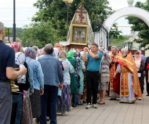 В Новом Осколе отметили день памяти великомученицы Параскевы