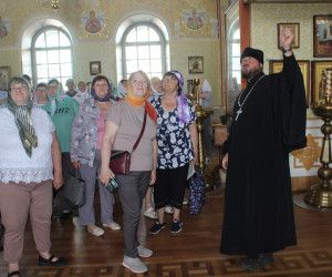 Стартовал новый этап губернаторского проекта по социальному туризму для граждан старшего поколения «К соседям в гости!»