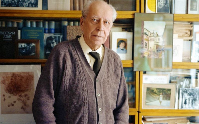 Академик Лихачев: «Нельзя верить в Бога «попутно»