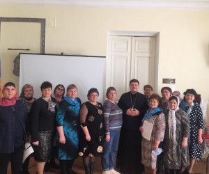 Члены ТОС им. Исаева встретились со священником Успенского храма
