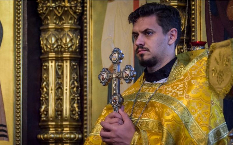 На вопросы отвечает священник Андрей Коровин