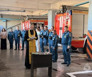 В Белгородской области прошли торжественные богослужения в честь Иконы Божией Матери «Неопалимая Купина»