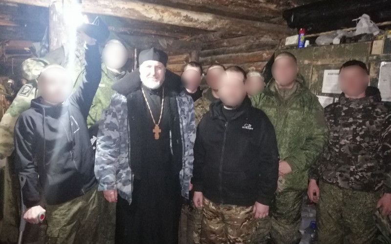 На передовой встретили праздник Рождества Христова
