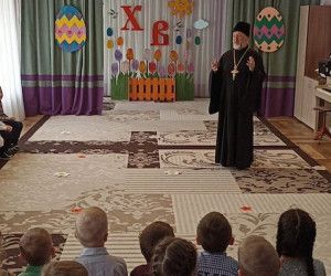 В новооскольский детский сад привезли Благодатный Огонь