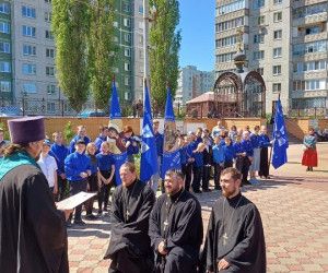 В Старом Осколе состоялся Георгиевский парад